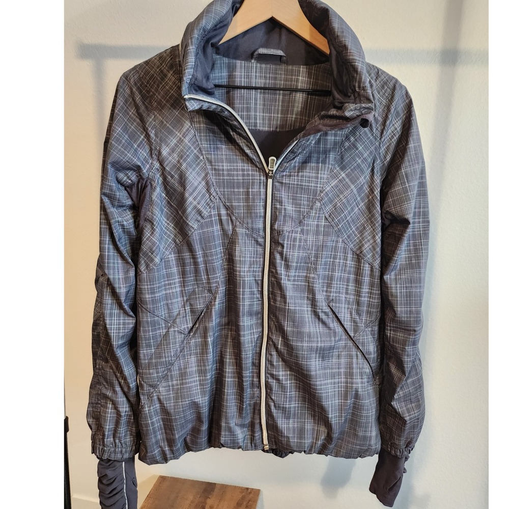 Lululemon Women's Plaid Lightweight Jacket Hooded Full Zip Athleisure Gray